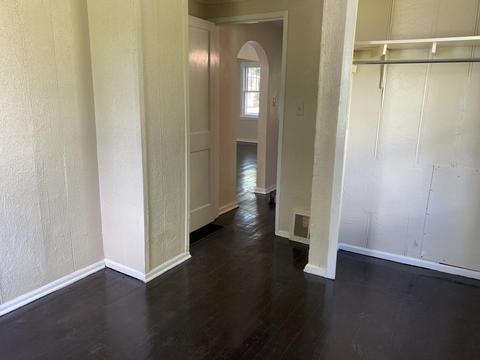 327 S Walker St, Bronson, MI 49028 photo 6