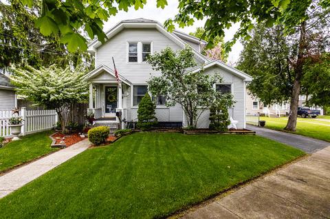 604 Linden Ave, Jackson, MI 49203 photo 1
