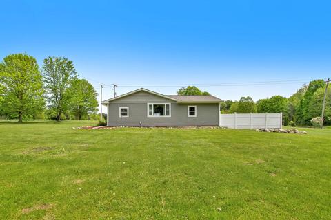4551 Wright Rd, Leslie, MI 49251 photo 2