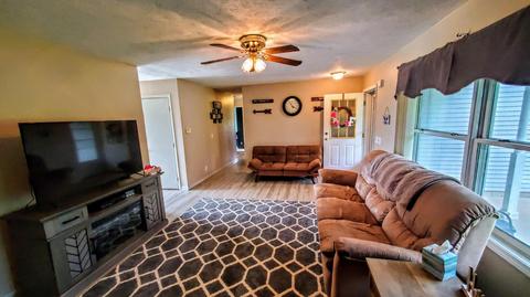 120 Larry Dr, Waldron, MI 49288 photo 8
