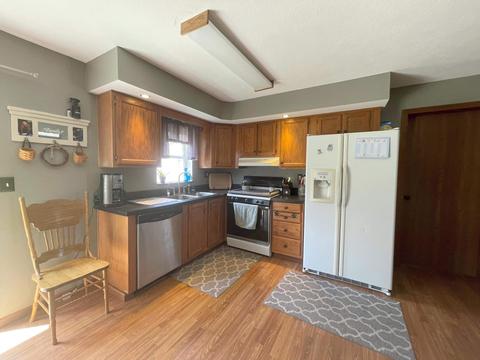 7864 Dixon Rd, Jackson, MI 49201 photo 2