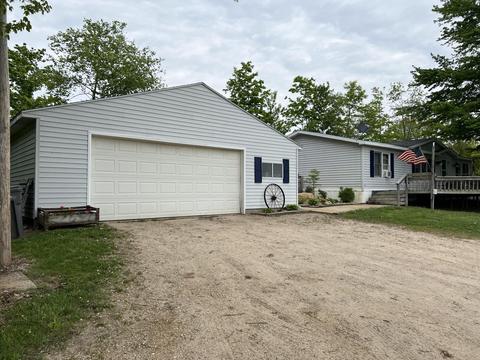 10964 Wisner Ave, Grant, MI 49327 photo 2