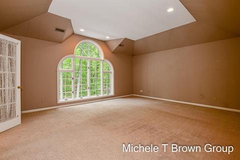 5513 Forest Bend Dr SE, Ada, MI 49301 photo 23