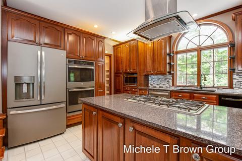 5513 Forest Bend Dr SE, Ada, MI 49301 photo 19