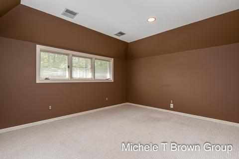5513 Forest Bend Dr SE, Ada, MI 49301 photo 42