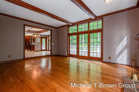 5513 Forest Bend Dr SE, Ada, MI 49301 photo 13