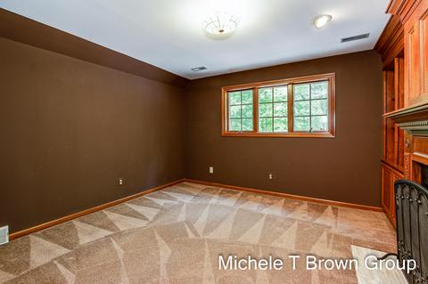 5513 Forest Bend Dr SE, Ada, MI 49301 photo 39