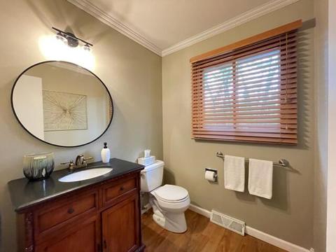 7465 Sheffield Dr SE, Ada, MI 49301 photo 5