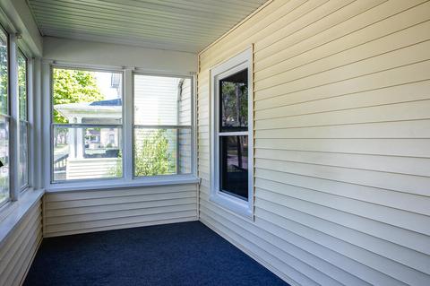 1043 Chittock Ave, Jackson, MI 49203 photo 8