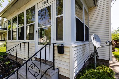 1043 Chittock Ave, Jackson, MI 49203 photo 4