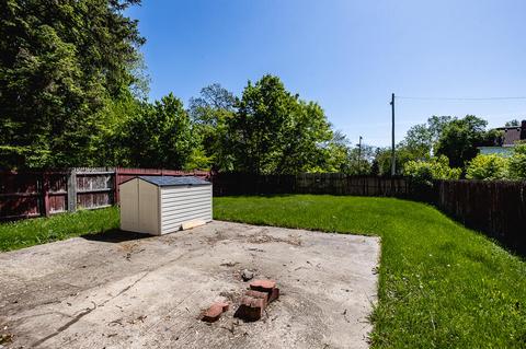 1043 Chittock Ave, Jackson, MI 49203 photo 5