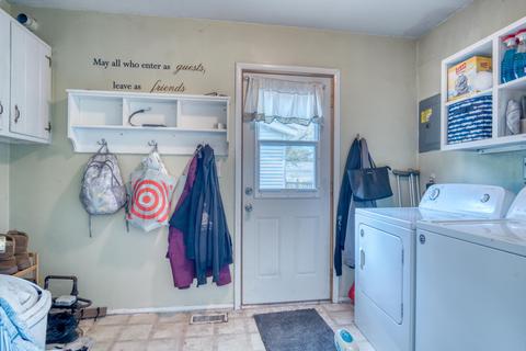 816 Loudon St, Big Rapids, MI 49307 photo 13