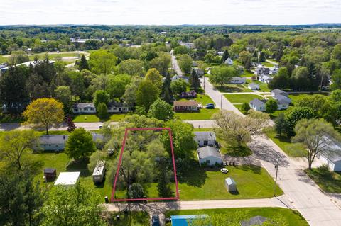 816 Loudon St, Big Rapids, MI 49307 photo 22