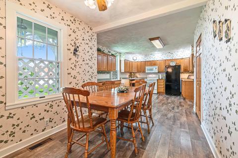 206 S Main St, Tekonsha, MI 49092 photo 12
