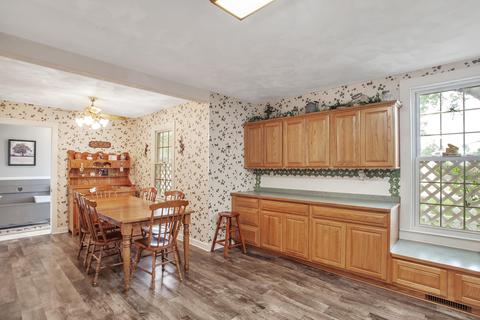 206 S Main St, Tekonsha, MI 49092 photo 13
