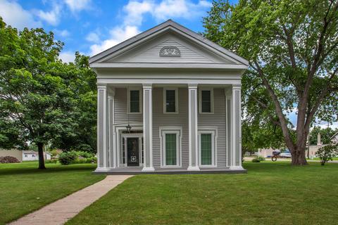 206 S Main St, Tekonsha, MI 49092 photo 2