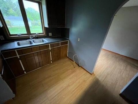 607 W Ellis St, Belding, MI 48809 photo 9