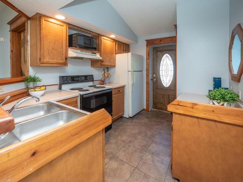 18859 Riverview Dr, Three Rivers, MI 49093 photo 13