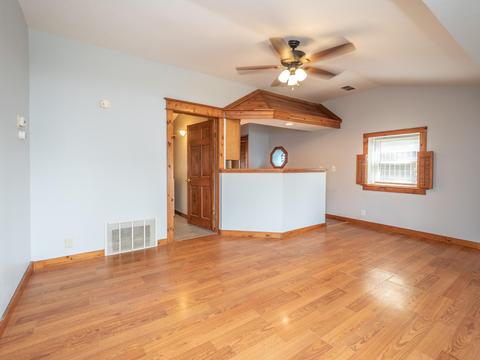18859 Riverview Dr, Three Rivers, MI 49093 photo 11
