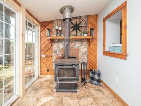 18859 Riverview Dr, Three Rivers, MI 49093 photo 7