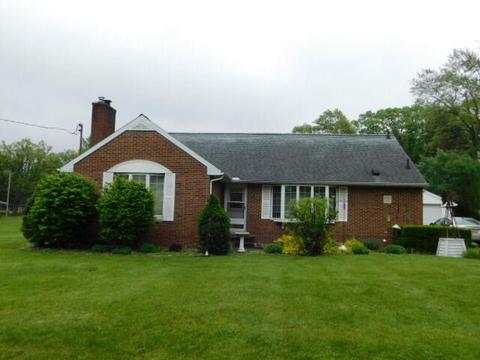 913 Browning Ave, Jackson, MI 49202 photo 1