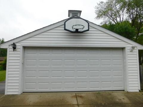 913 Browning Ave, Jackson, MI 49202 photo 4