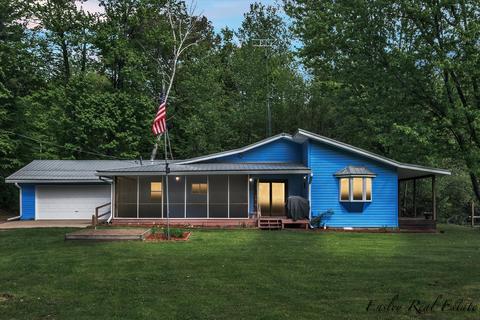 383 Cherokee Trl, Stanton, MI 48888 photo 2