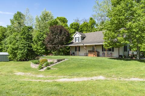 53883 68th Ave, Lawrence, MI 49064 photo 2