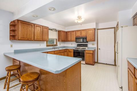 51104 Silver St, Three Rivers, MI 49093 photo 4