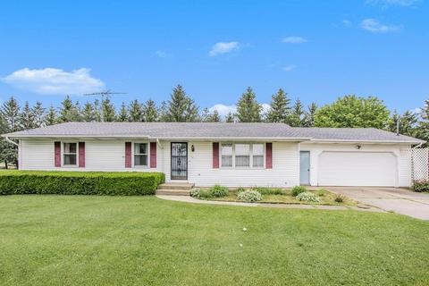 51104 Silver St, Three Rivers, MI 49093 photo 1