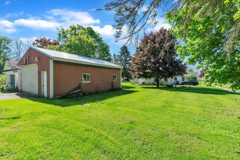 4270 Divison St, Mcbride, MI 48852 photo 34
