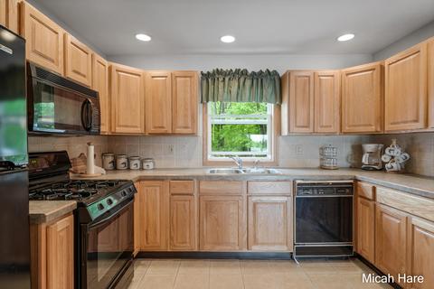 12855 Englewright Dr, Sand Lake, MI 49343 photo 13