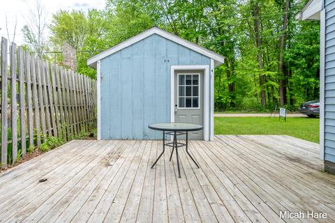 12855 Englewright Dr, Sand Lake, MI 49343 photo 4