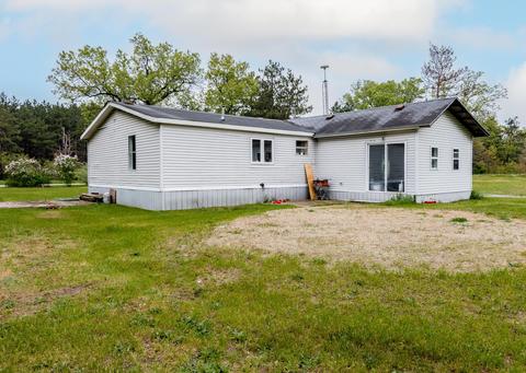 3068 E 96th St, Newaygo, MI 49337 photo 7