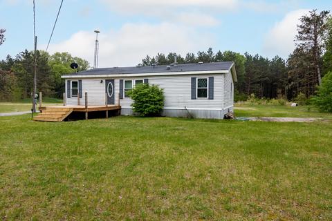 3068 E 96th St, Newaygo, MI 49337 photo 4