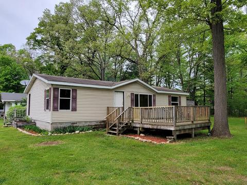 960 S Pierce Rd, White Cloud, MI 49349 photo 1