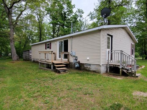 960 S Pierce Rd, White Cloud, MI 49349 photo 3
