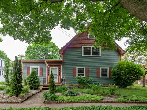 214 Park St, Plainwell, MI 49080 photo 2