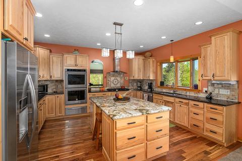 190 W Dowling Rd, Dowling, MI 49050 photo 3