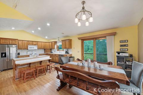 6931 Jackson Rd, Saranac, MI 48881 photo 8