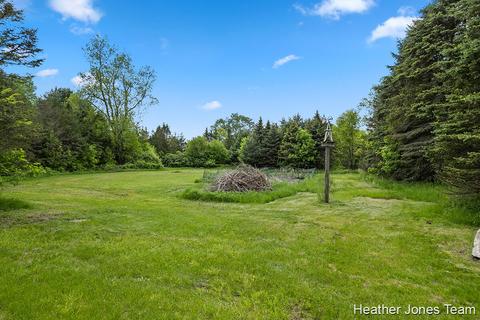 5682 Bartonville Rd, Belding, MI 48809 photo 22