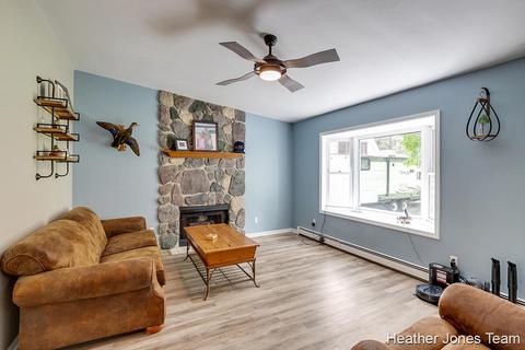 5682 Bartonville Rd, Belding, MI 48809 photo 3