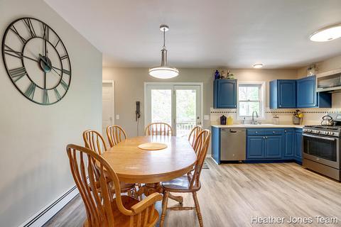 5682 Bartonville Rd, Belding, MI 48809 photo 6