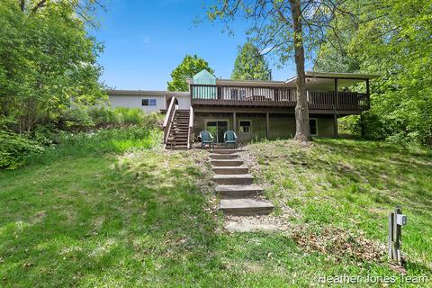 5682 Bartonville Rd, Belding, MI 48809 photo 29