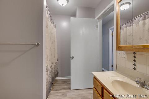 5682 Bartonville Rd, Belding, MI 48809 photo 12