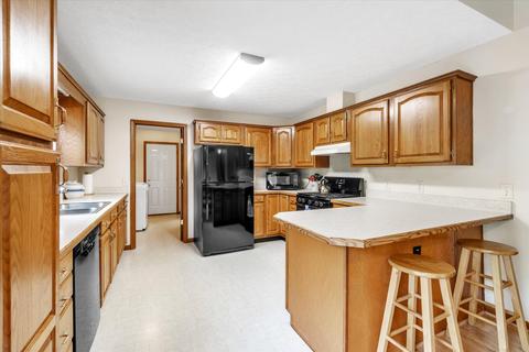 8369 Oakpoint Dr, Jackson, MI 49201 photo 18
