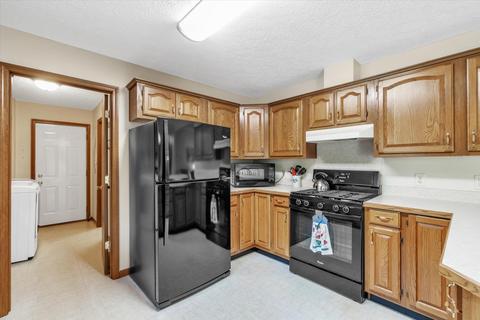 8369 Oakpoint Dr, Jackson, MI 49201 photo 15