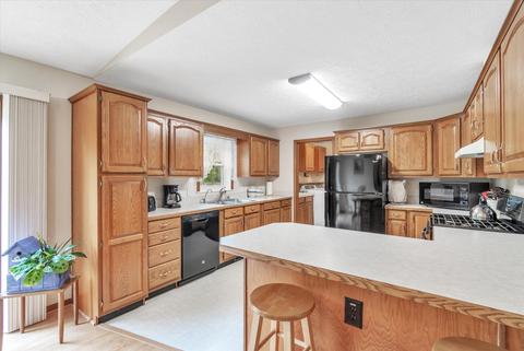 8369 Oakpoint Dr, Jackson, MI 49201 photo 19