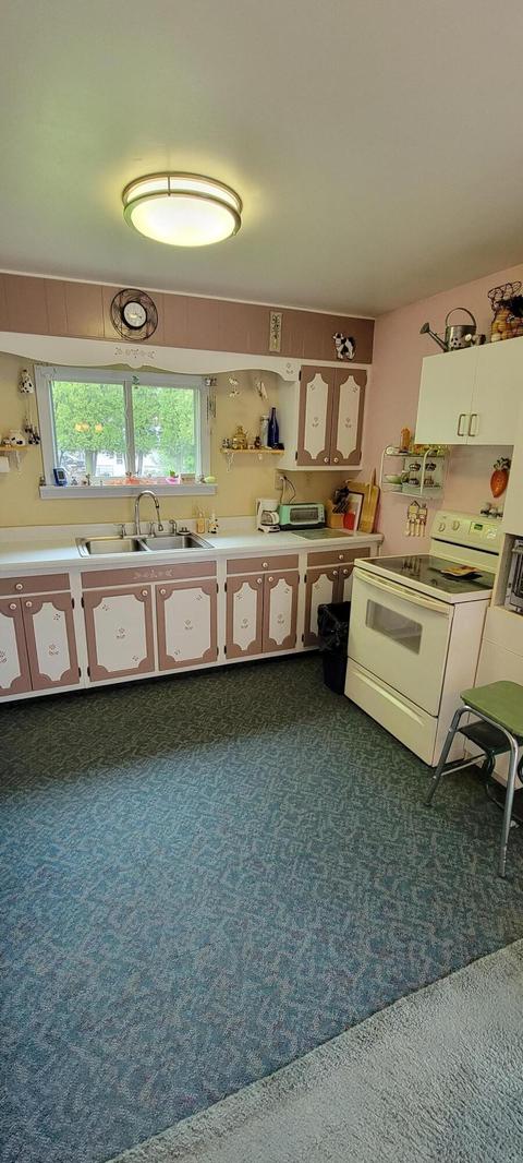 411 S Main St, Ithaca, MI 48847 photo 8