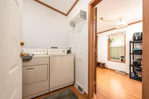 804 Deer Ln, Gladwin, MI 48624 photo 9